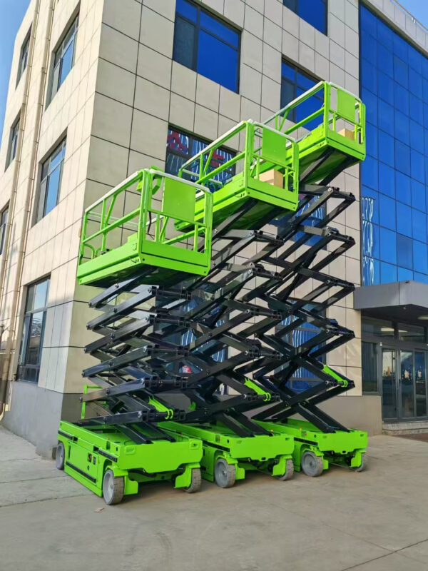 LH0.5-4 | 4m Mobile Scissor Lift Platform | 500kg Capacity